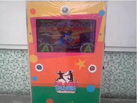 MÁQUINA DE DANÇA